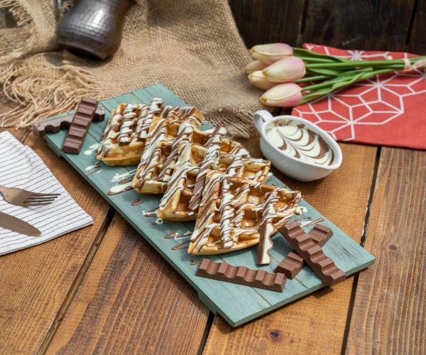 كيندر وافلز